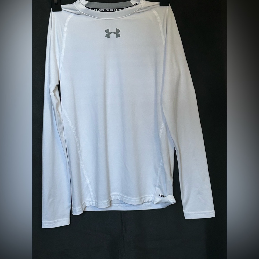 Under Armour Boy Hear Gear Fitted White Long Sleeve Performance Shirt UPF 30+ LG